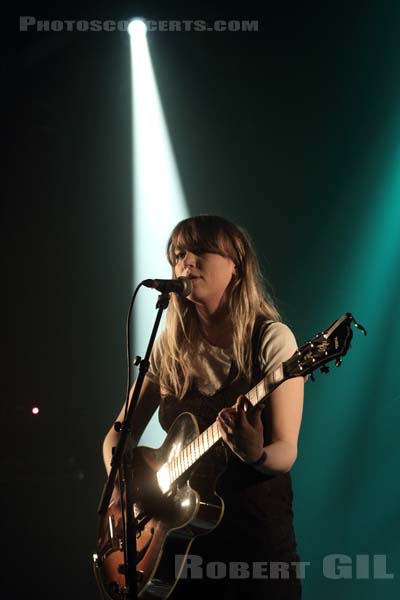 HANNAH LOU CLARK - 2016-04-16 - PARIS - Point Ephemere - 